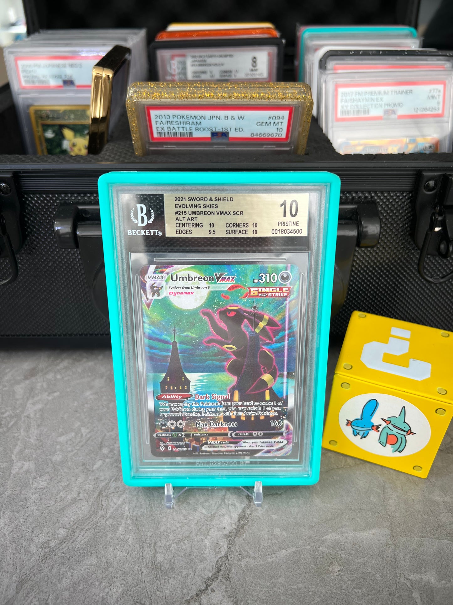 BGS 10 – Umbreon VMAX 2021 Pokémon Sword & Shield Evolving Skies #215 FA/Umbreon VMAX Alt Art