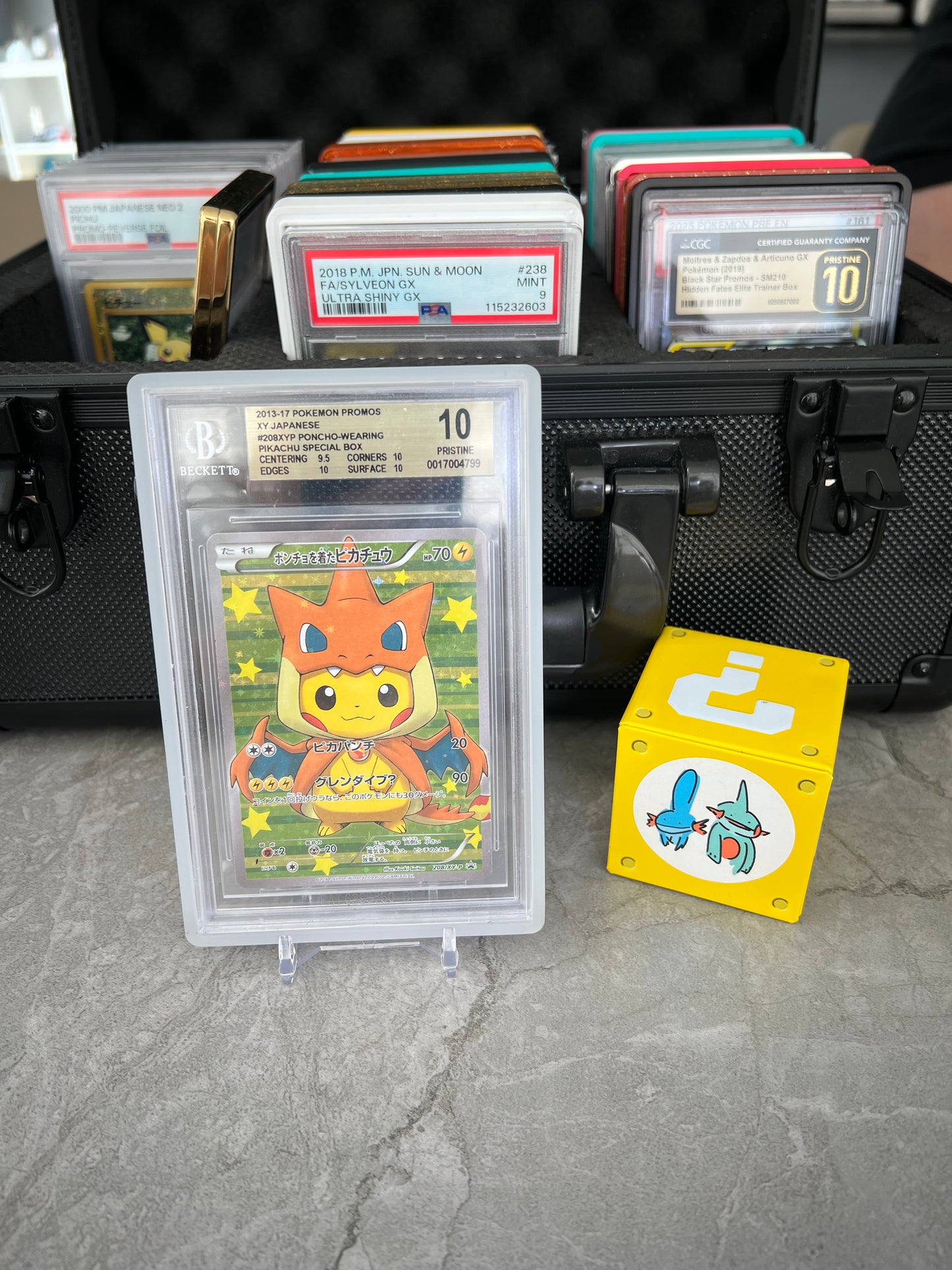 Poncho Charzard Y Pikachu BGS 10