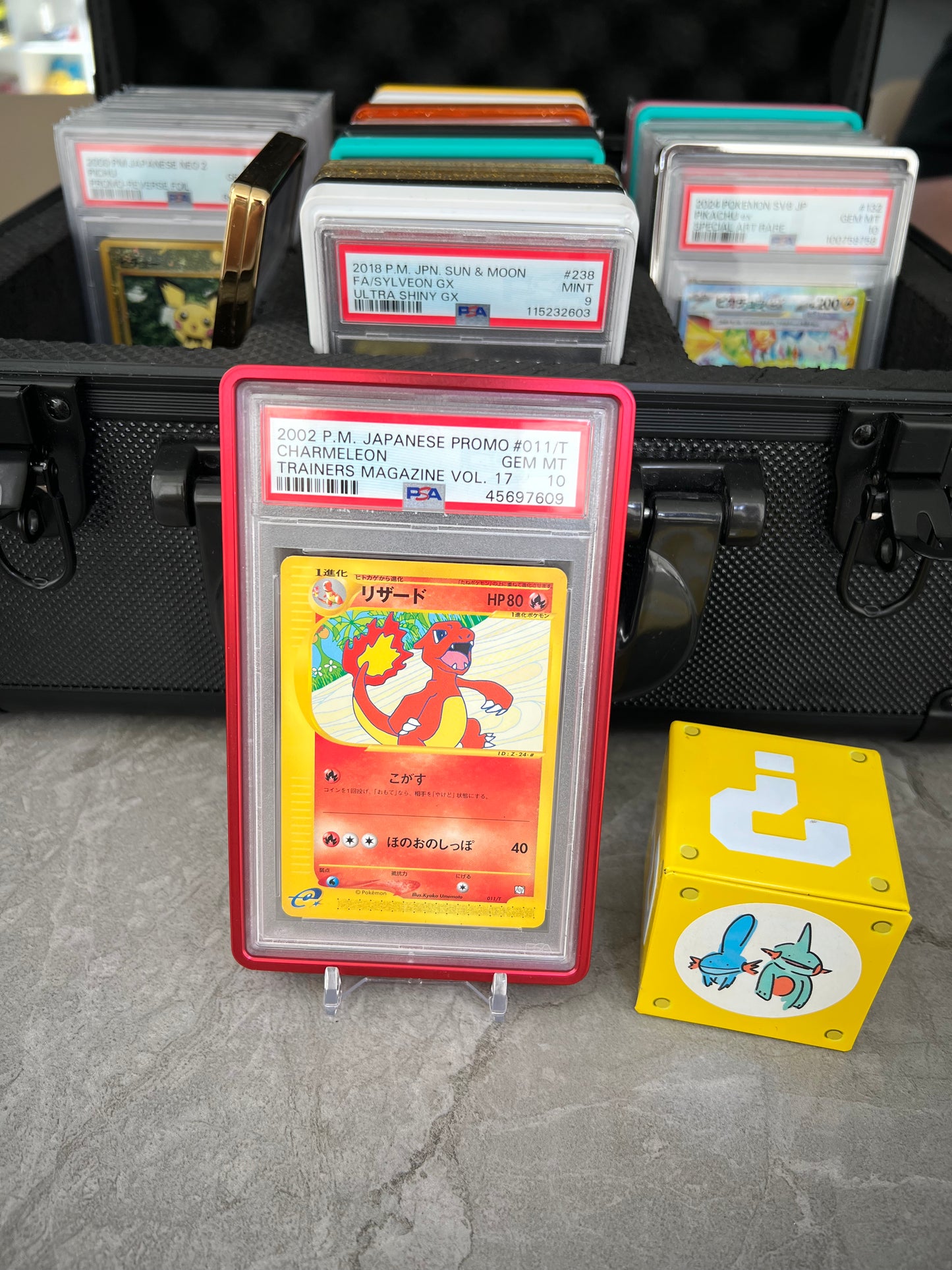 PSA 10 - Charmeleon Trainers Magazine Vol. 17 #011/T